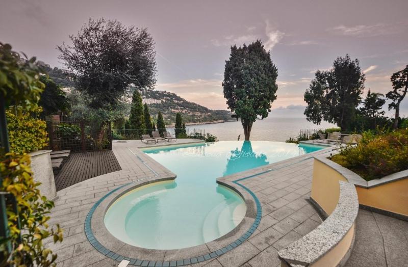 Diodato Suite Apartment - Amazing Location, Wifi, Pool, Sauna, Gym & Private Garden Roquebrune-Cap-Martin Exterior photo