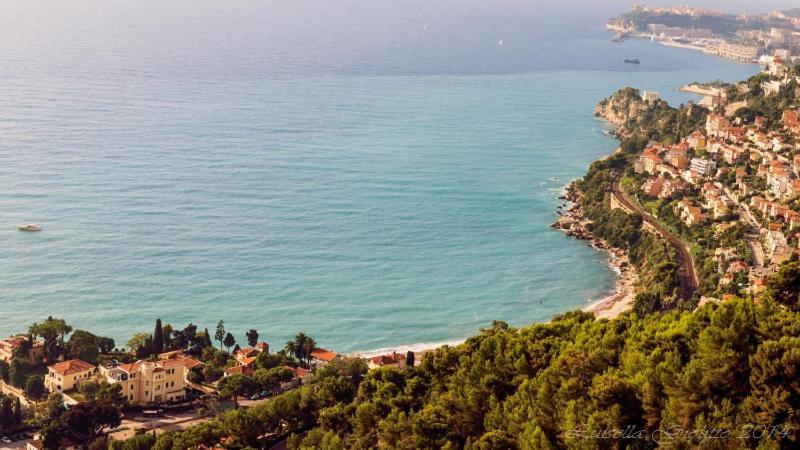 Diodato Suite Apartment - Amazing Location, Wifi, Pool, Sauna, Gym & Private Garden Roquebrune-Cap-Martin Exterior photo